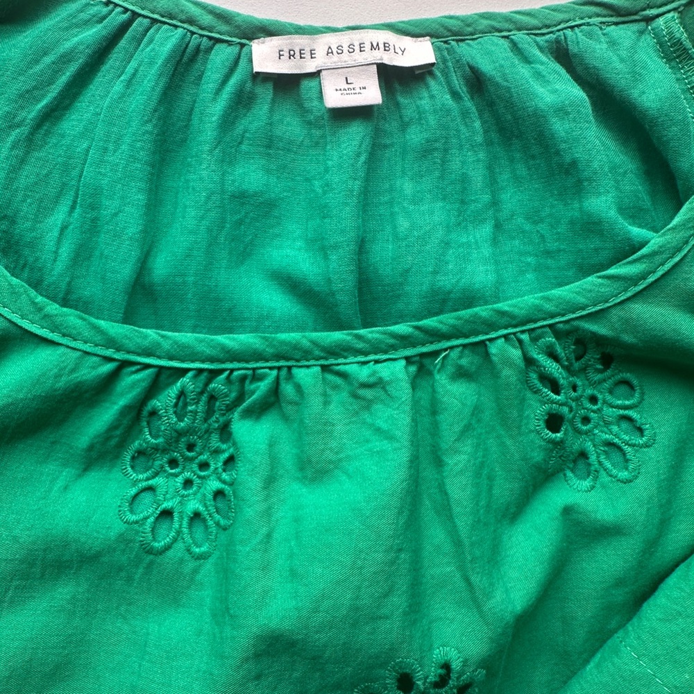Green Eyelet Midi Dress with Short Sleeves - Picture 2 of 8